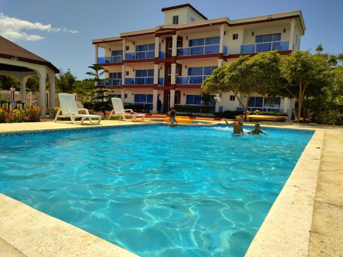 Madome Aparta Hotel Pedernales Extérieur photo