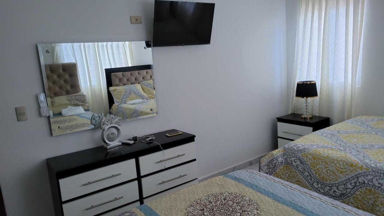 Madome Aparta Hotel Pedernales Extérieur photo
