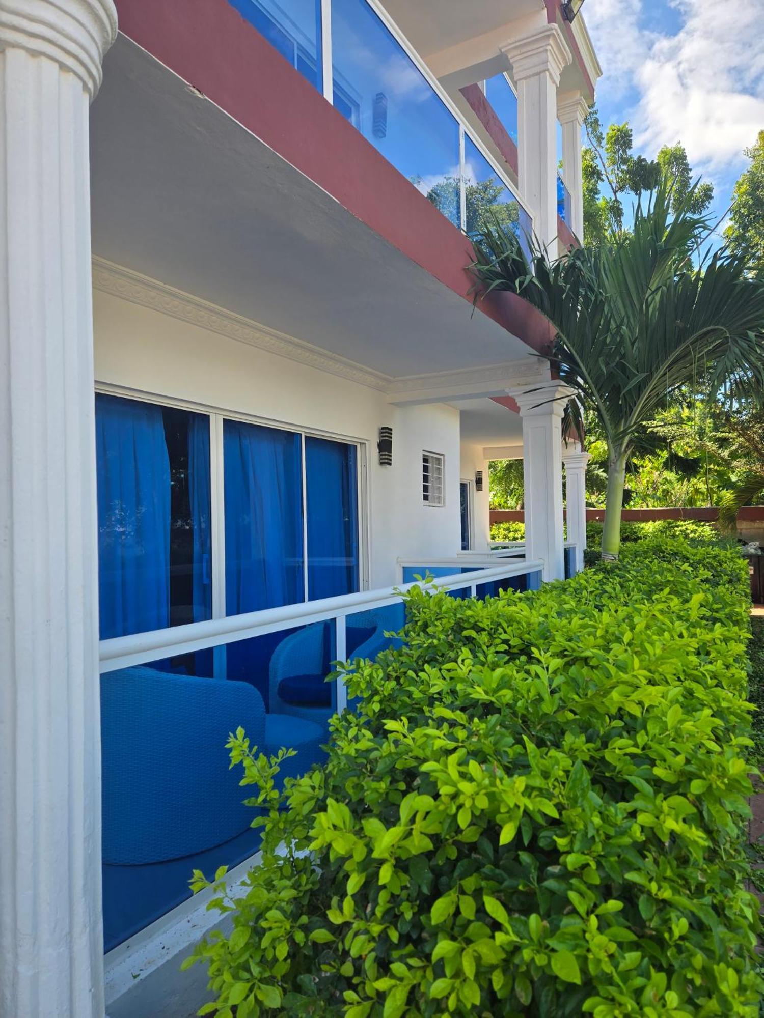 Madome Aparta Hotel Pedernales Extérieur photo